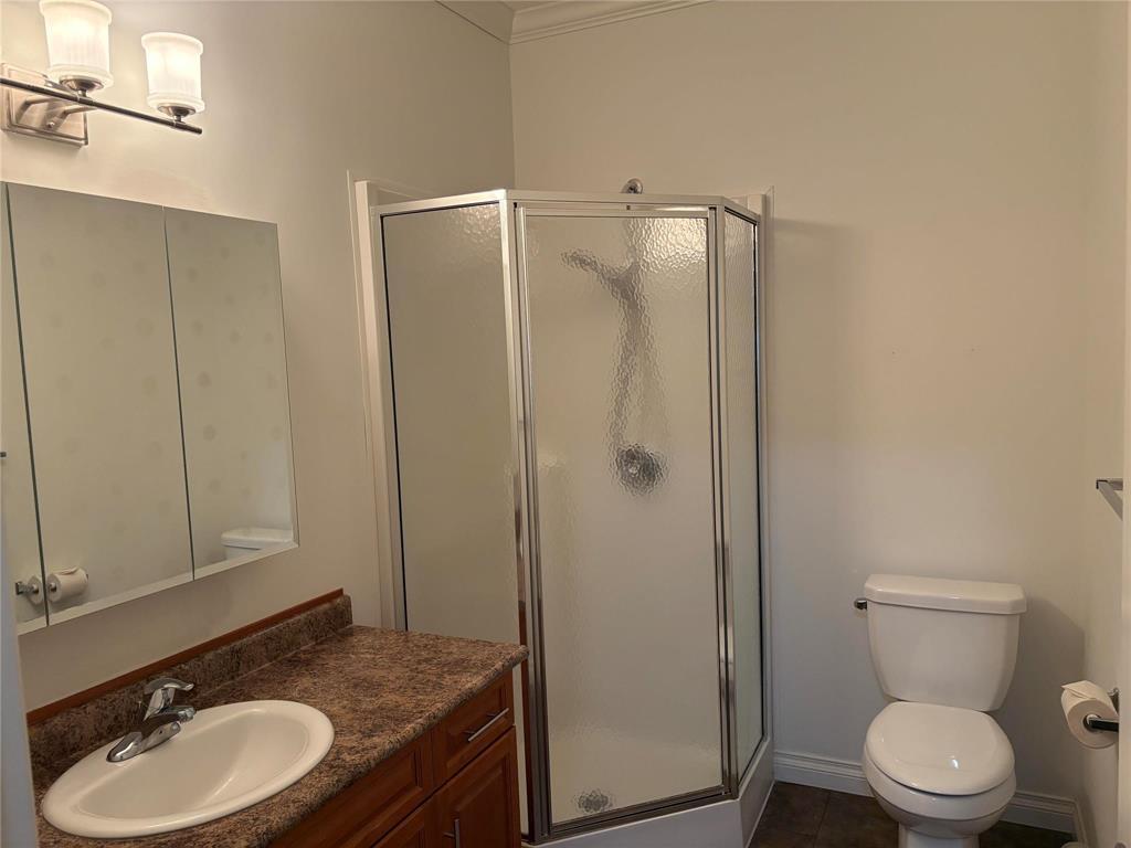 












5 250 7th Avenue N

,
Virden,




Manitoba
R0M2C0

