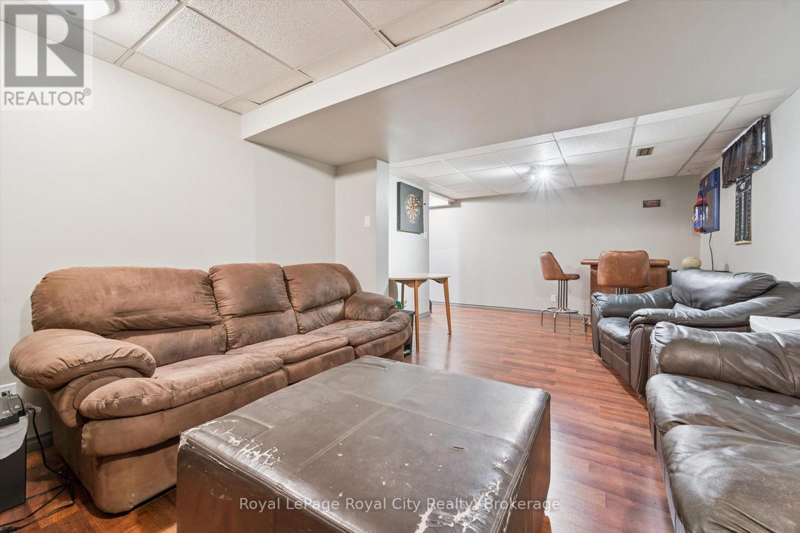 












4769 WELLINGTON ROAD 32 ROAD

,
Puslinch,




Ontario
N1H6J3

