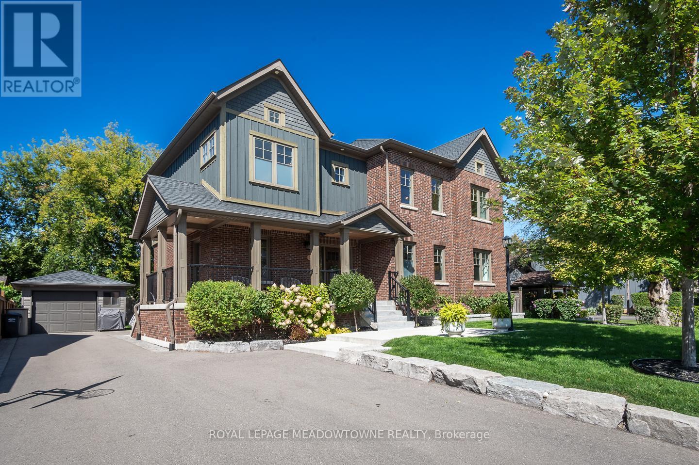 












29 BARTON STREET

,
Milton,




Ontario
L9T1C7

