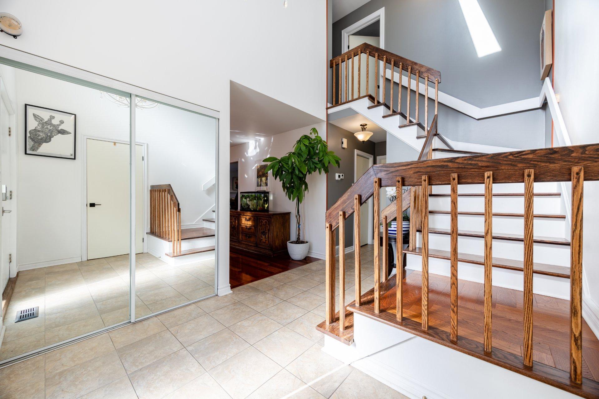 









1


Crois. Raspberry

,
Beaconsfield,




QC
H9W6C9

