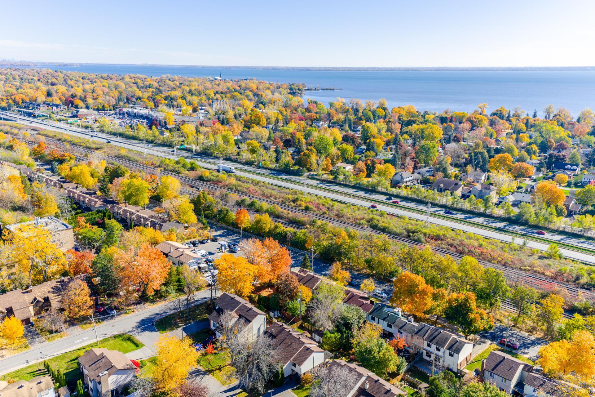 









1


Crois. Raspberry

,
Beaconsfield,




QC
H9W6C9

