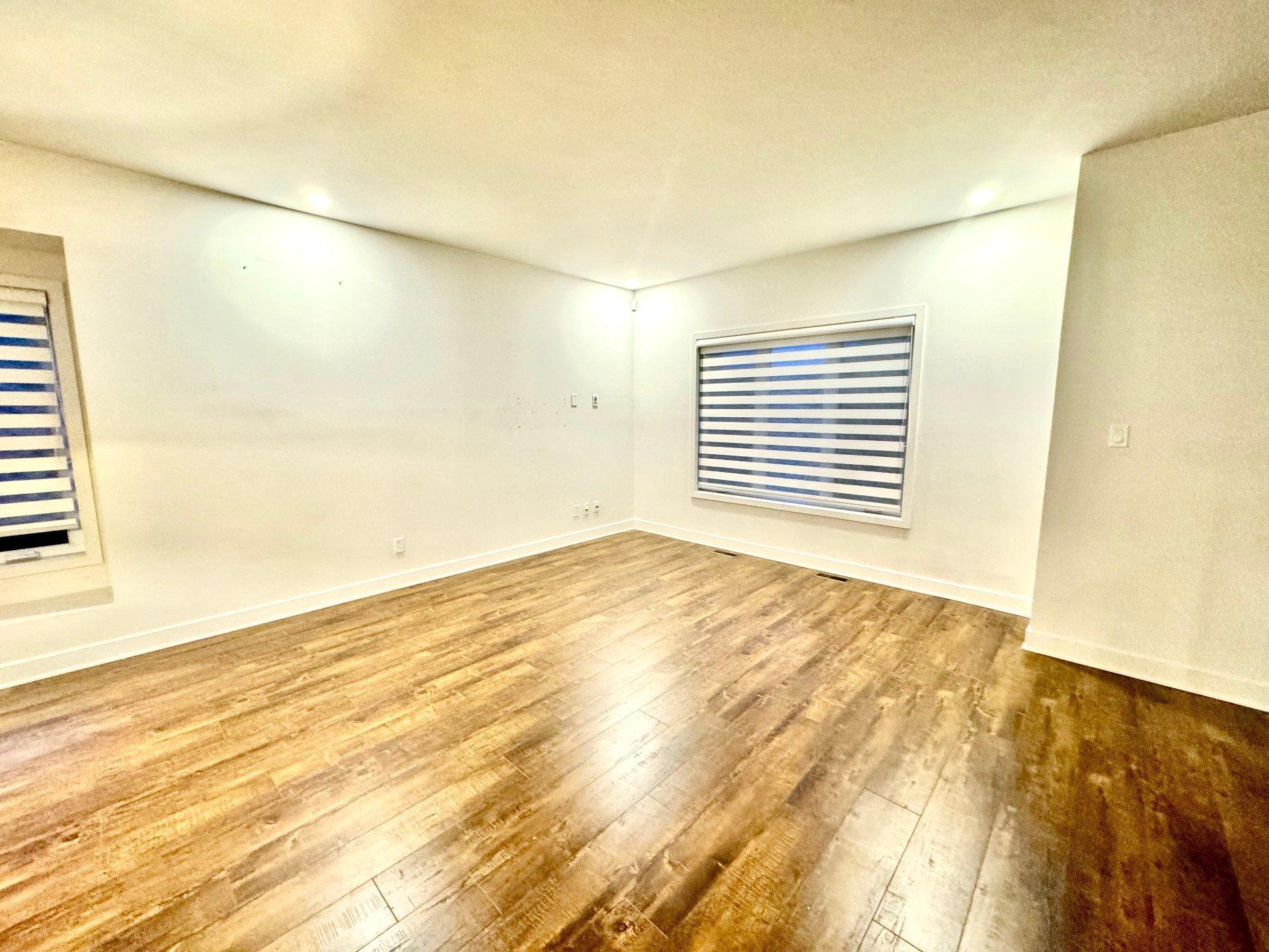 









1260


Rue Georges-Vézina

,
Vaudreuil-Dorion,




QC
J7V3E6

