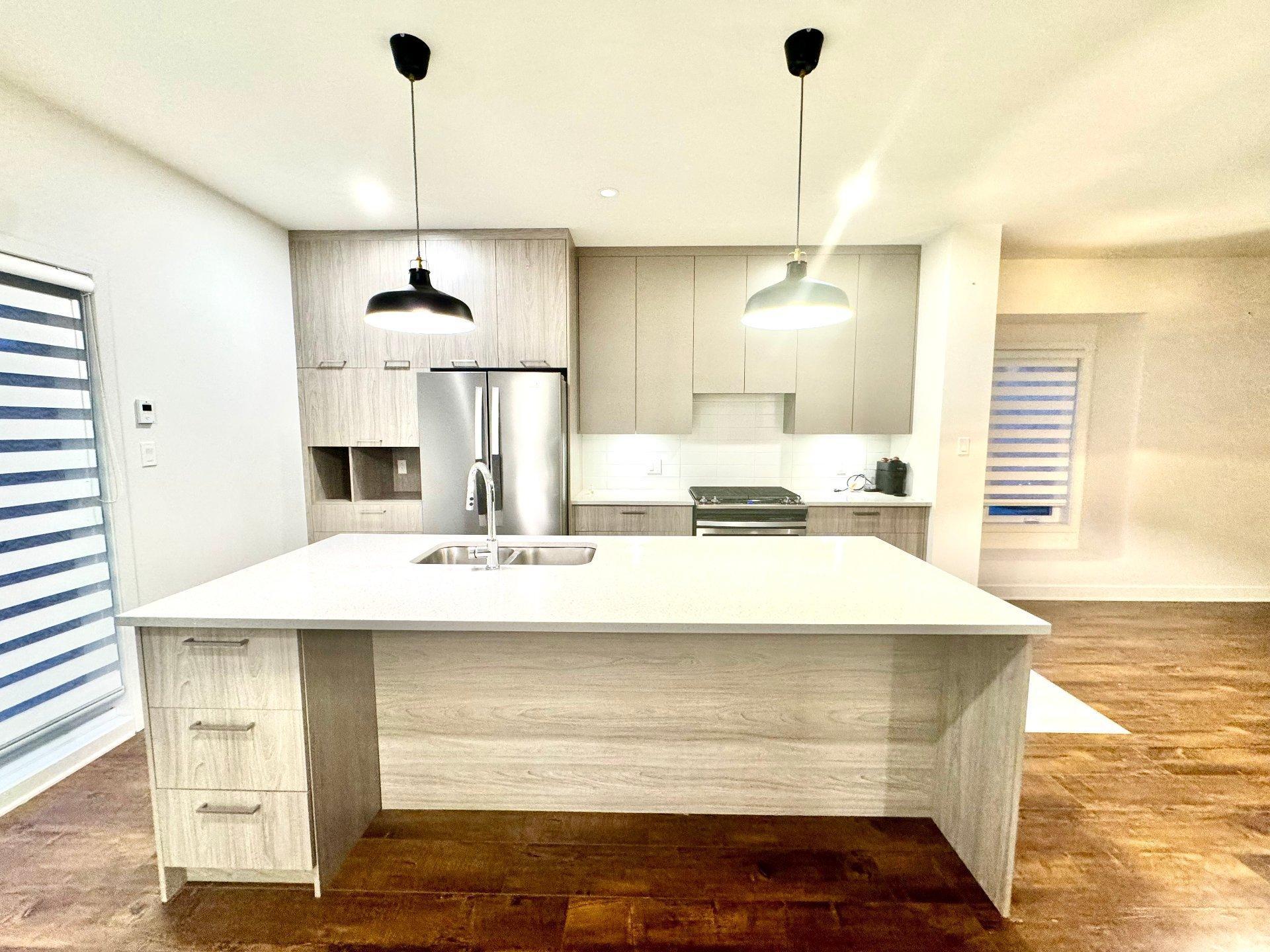 









1260


Rue Georges-Vézina

,
Vaudreuil-Dorion,




QC
J7V3E6

