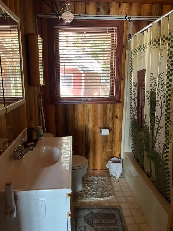 









2701


Peachland Forestry Service

Road,
Peachland,




BC
o0o 0o0

