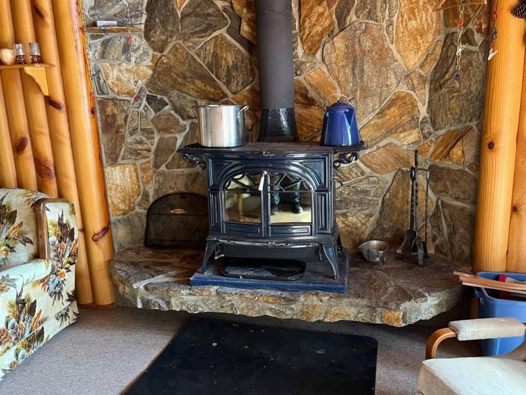 









2701


Peachland Forestry Service

Road,
Peachland,




BC
o0o 0o0

