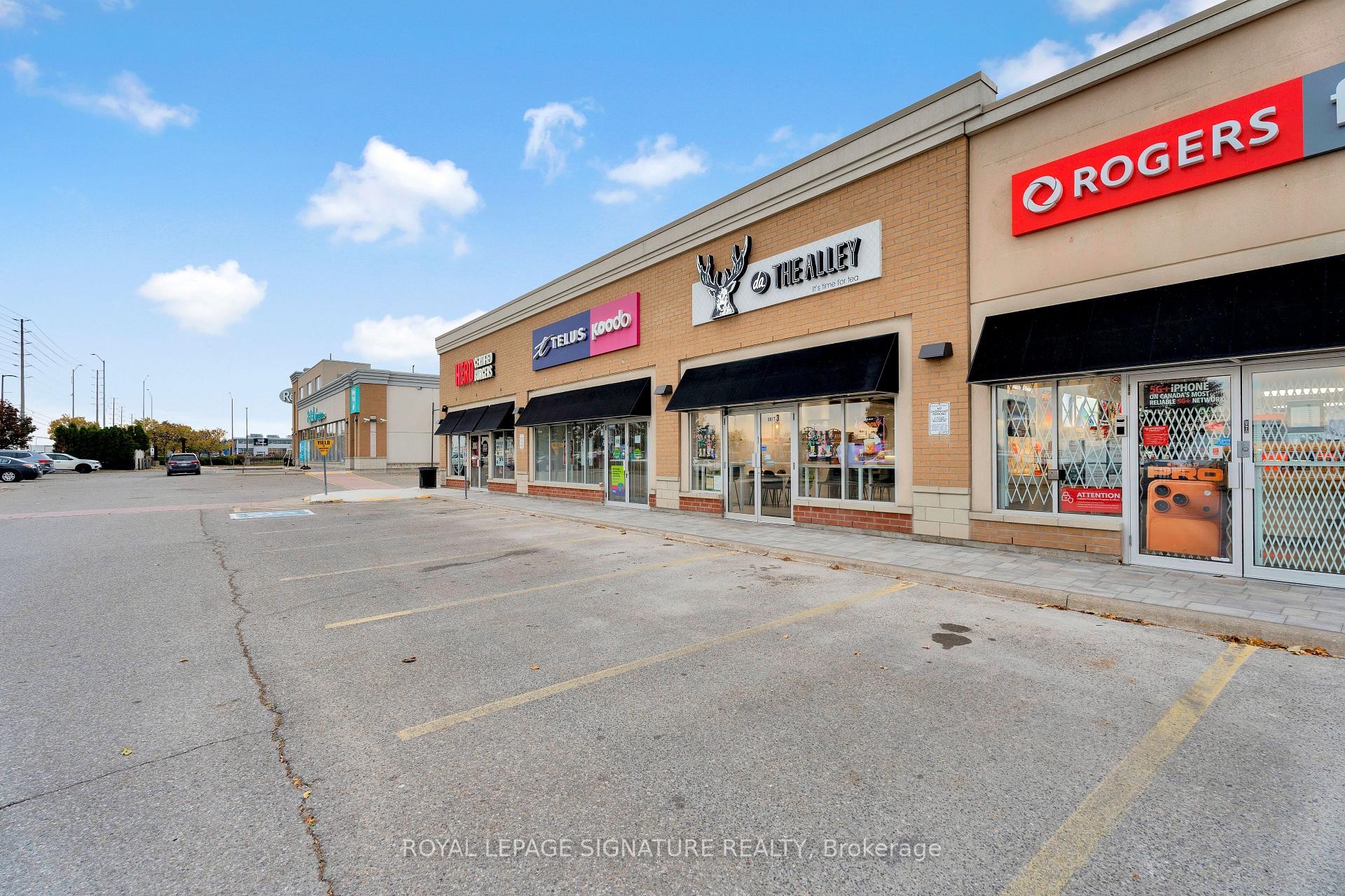 









10025


Hurontario

Street, 3,
Brampton,




ON
L6Z 0E6

