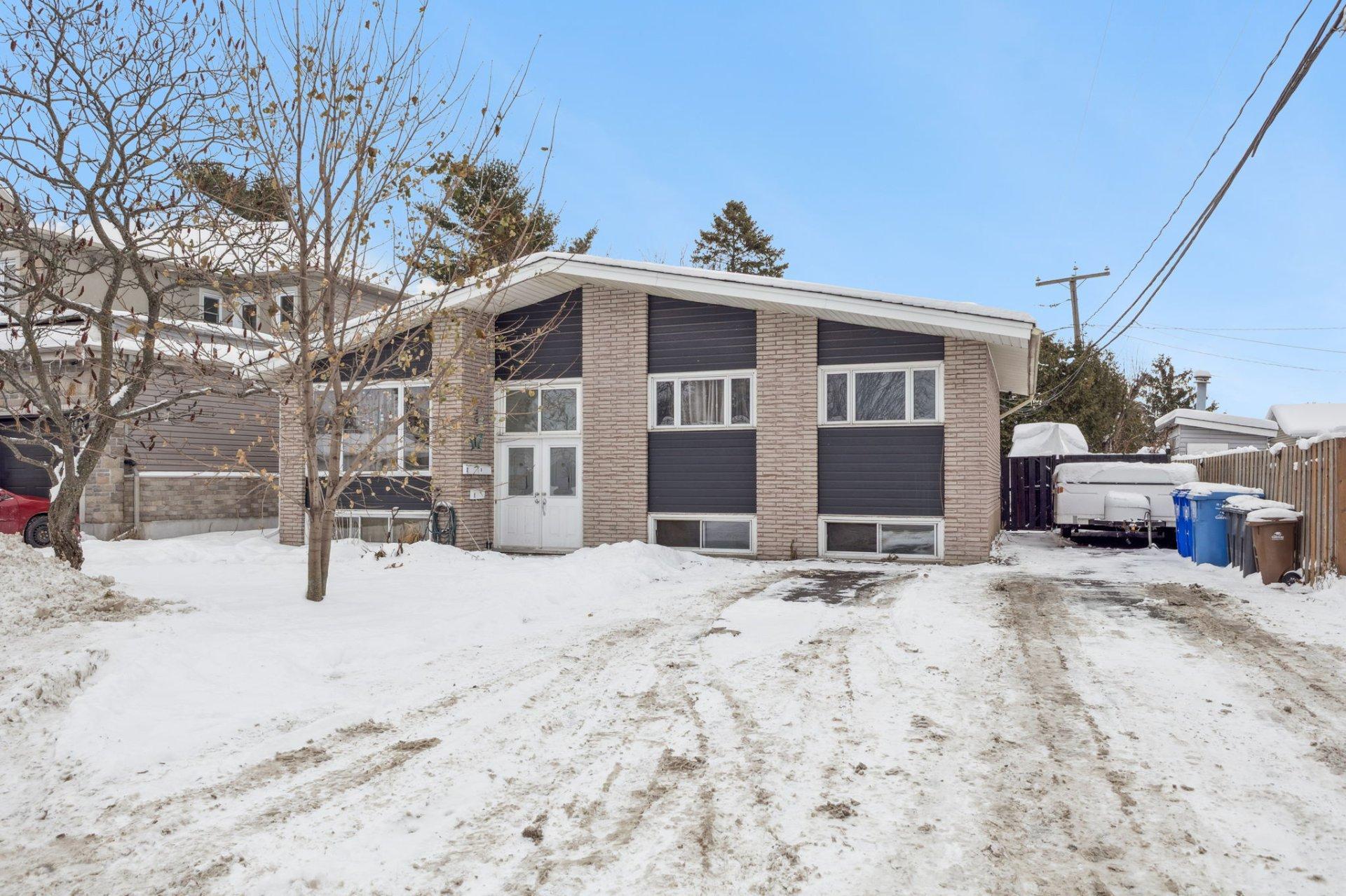 









372


Rue de Pointe-Gatineau

,
Gatineau (Gatineau),




QC
J8T2C1

