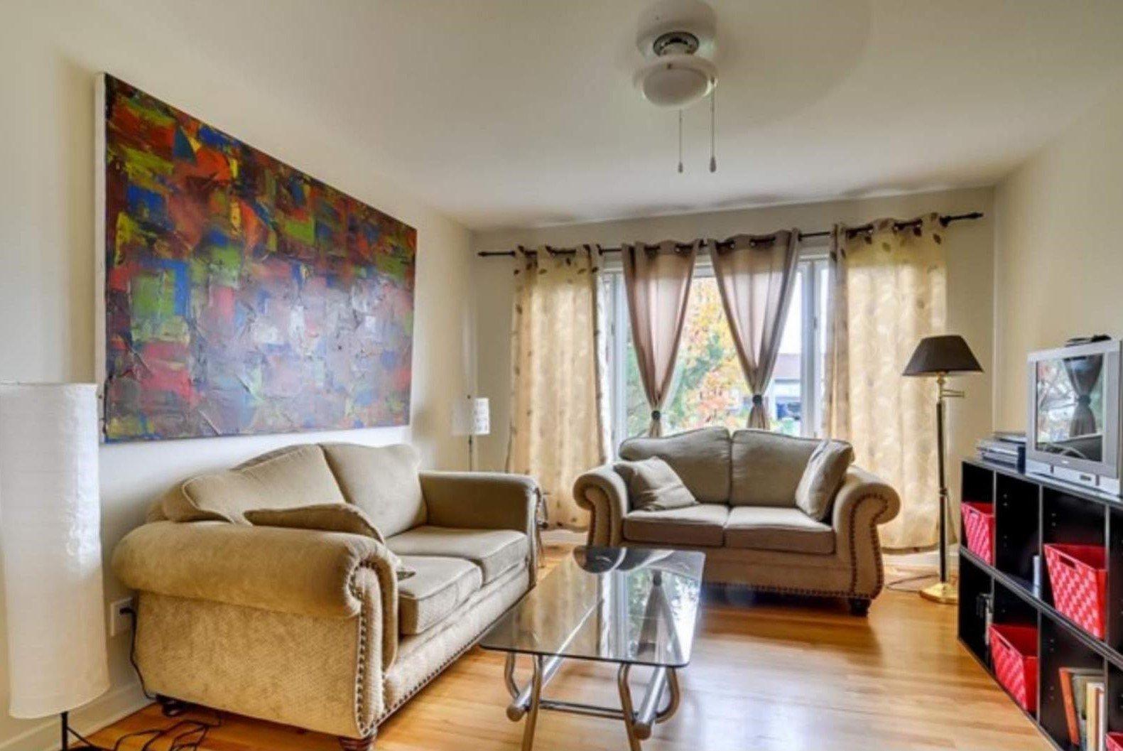 









372


Rue de Pointe-Gatineau

,
Gatineau (Gatineau),




QC
J8T2C1

