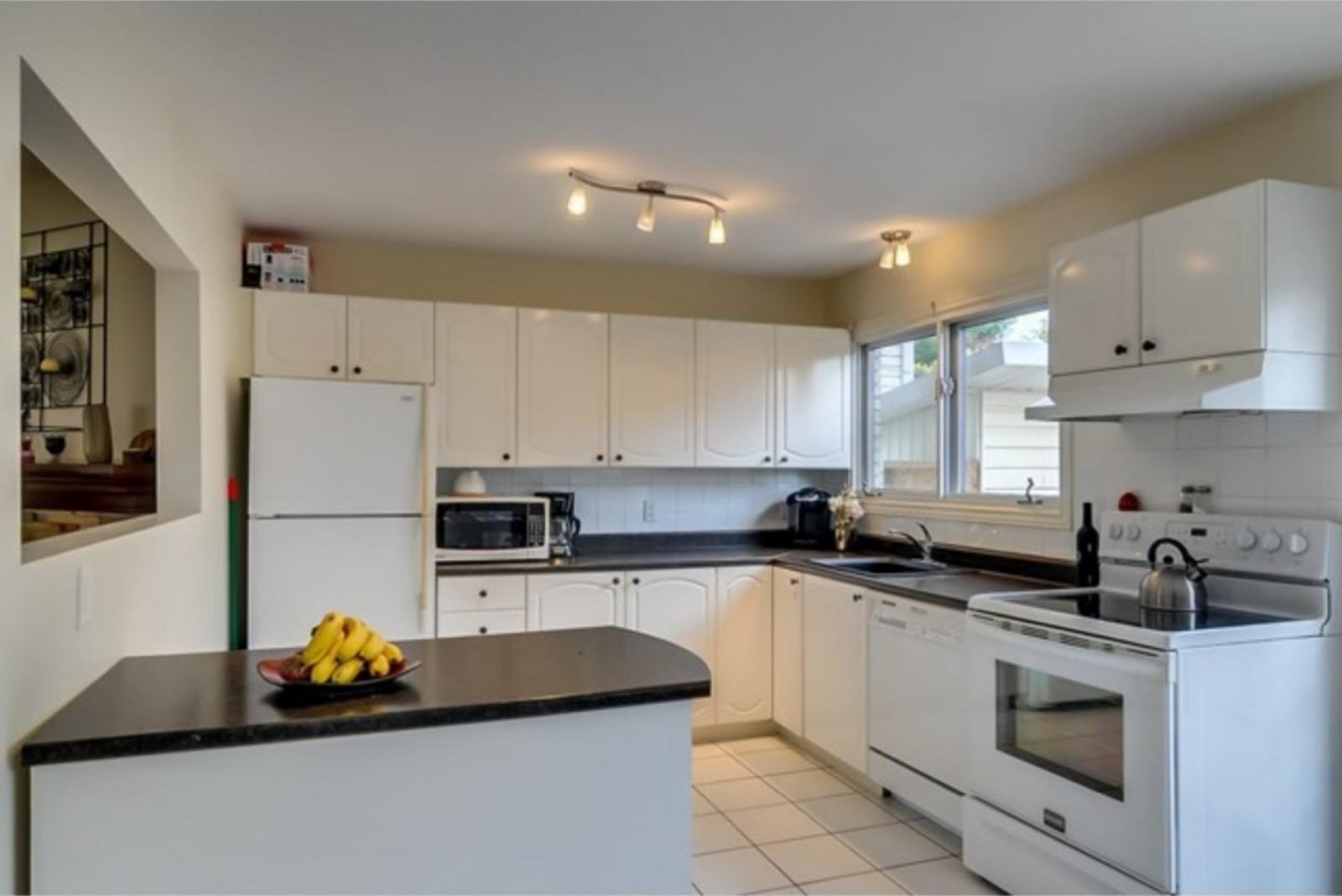 









372


Rue de Pointe-Gatineau

,
Gatineau (Gatineau),




QC
J8T2C1

