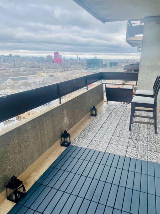 









295


Boul. St-Joseph

, 1404,
Gatineau (Hull),




QC
J8Y3Y5

