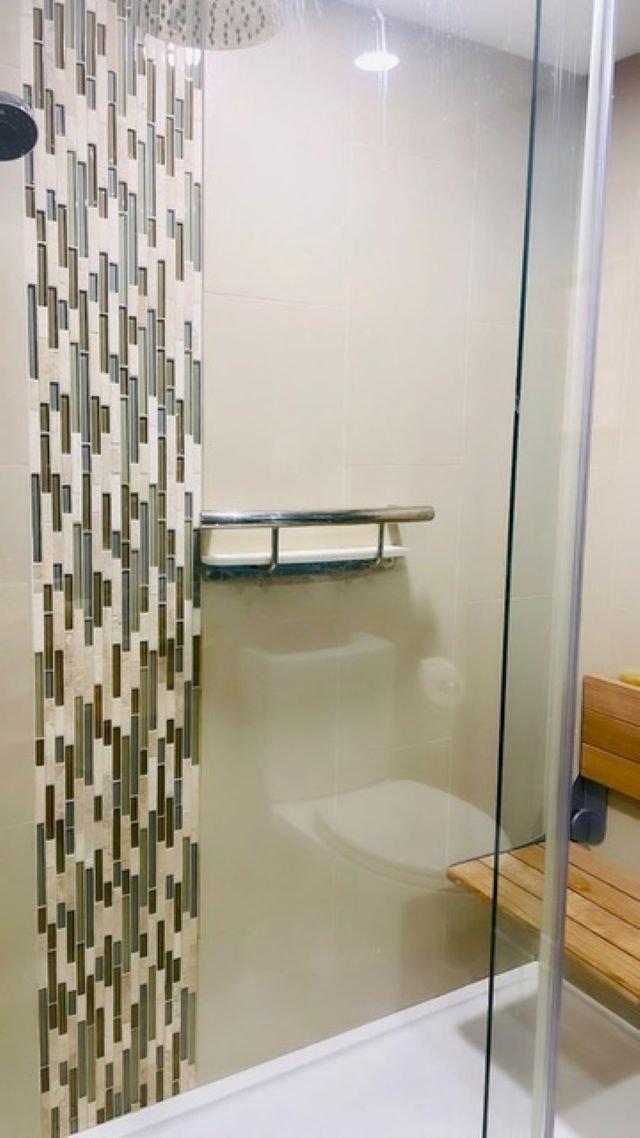 









295


Boul. St-Joseph

, 1404,
Gatineau (Hull),




QC
J8Y3Y5

