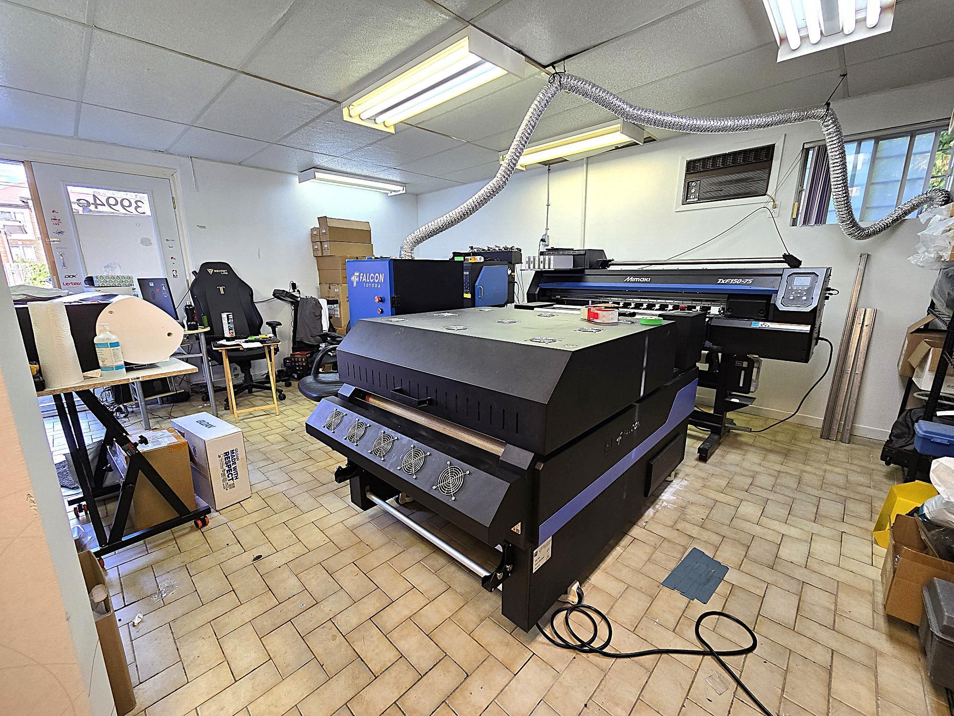 









3994AZ

 - 3994BZ


Boul. St-Martin O.

,
Laval (Chomedey),




QC
H7T1B8

