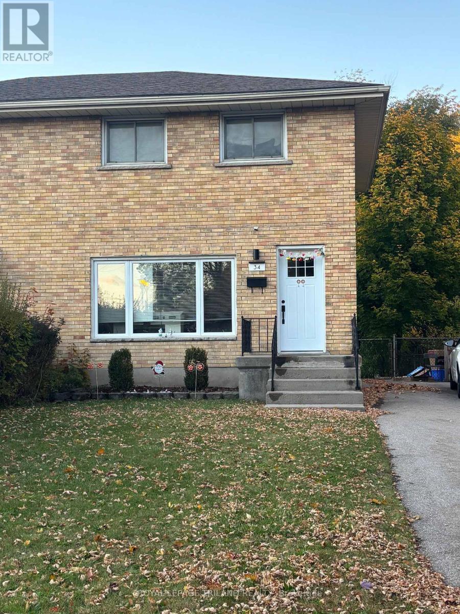 












34 MADEIRA DRIVE

,
London East (East D),




Ontario
N5V2M2

