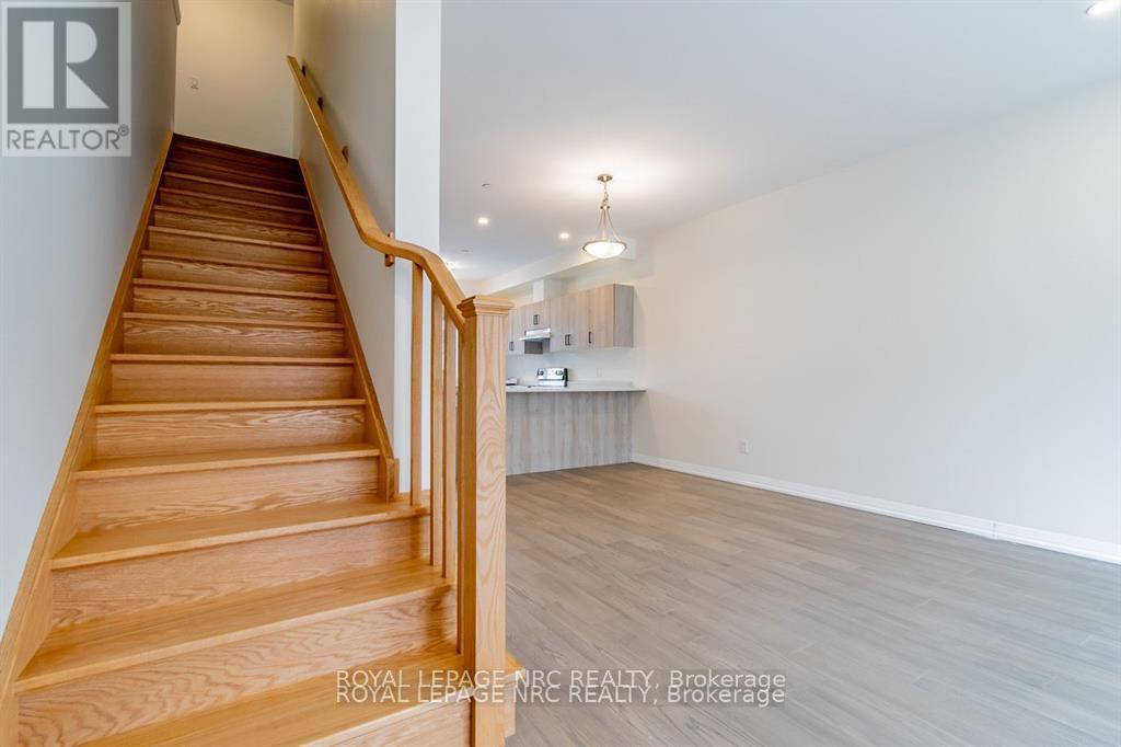 












4 - 397 GARRISON ROAD

,
Fort Erie (Crescent Park),




Ontario
L2A1N1

