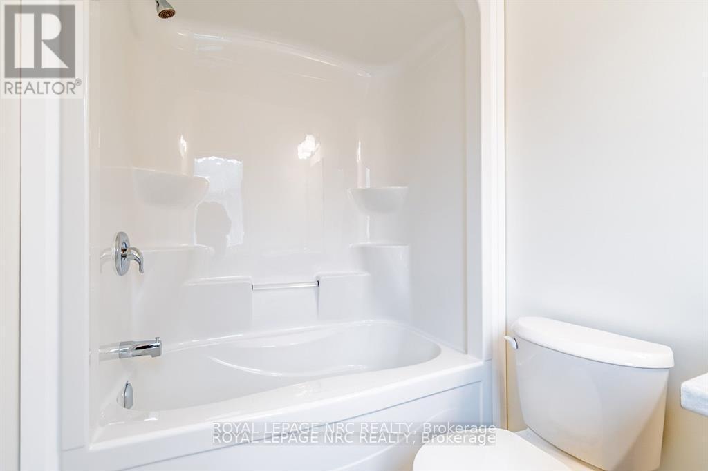 












4 - 397 GARRISON ROAD

,
Fort Erie (Crescent Park),




Ontario
L2A1N1

