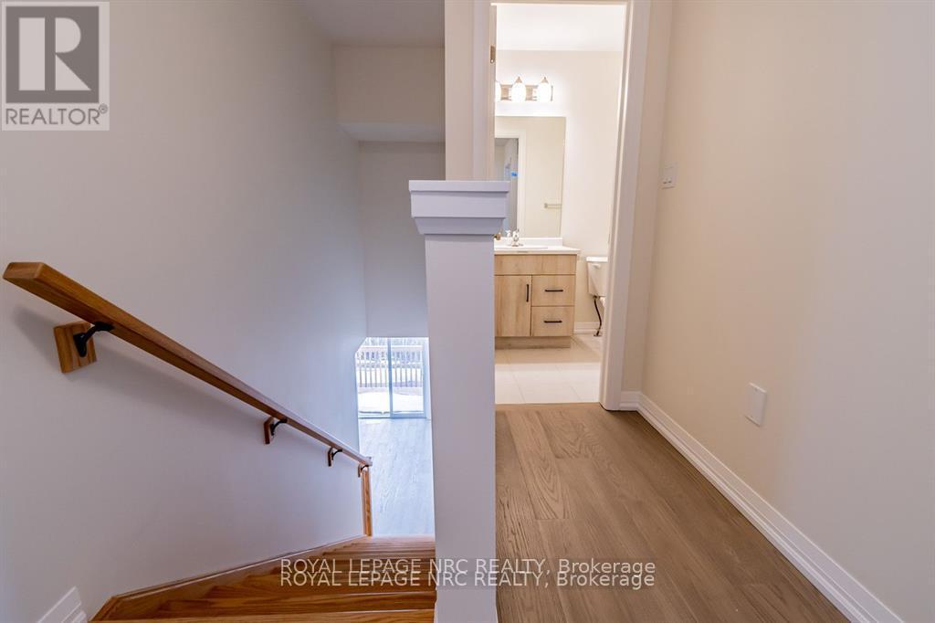 












4 - 397 GARRISON ROAD

,
Fort Erie (Crescent Park),




Ontario
L2A1N1

