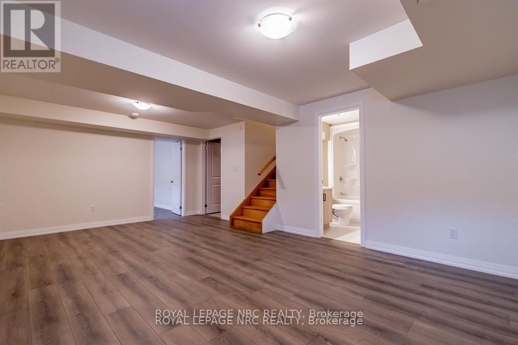 












4 - 397 GARRISON ROAD

,
Fort Erie (Crescent Park),




Ontario
L2A1N1

