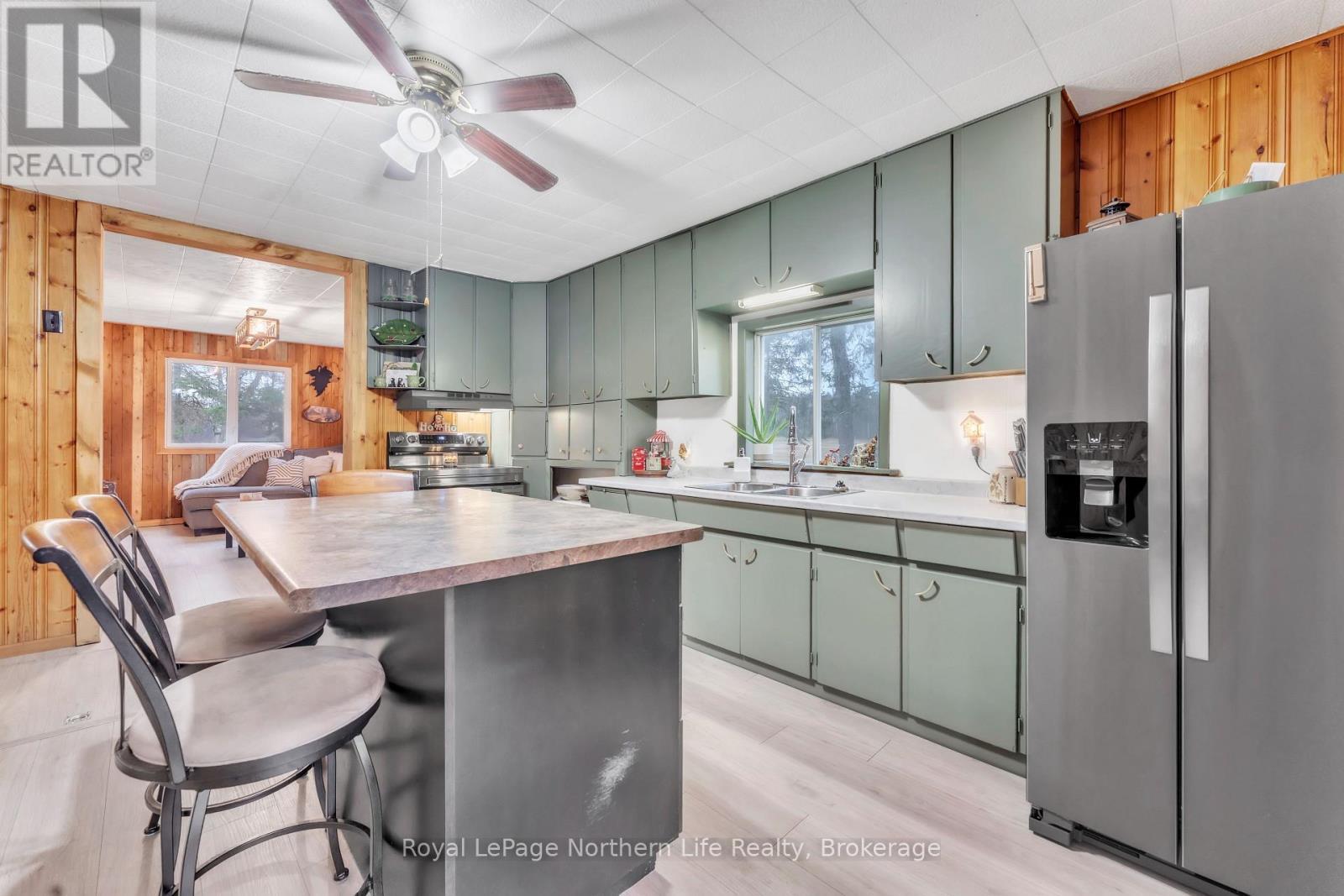 












264 MOREAU ROAD

,
Calvin,




Ontario
P0H2E0

