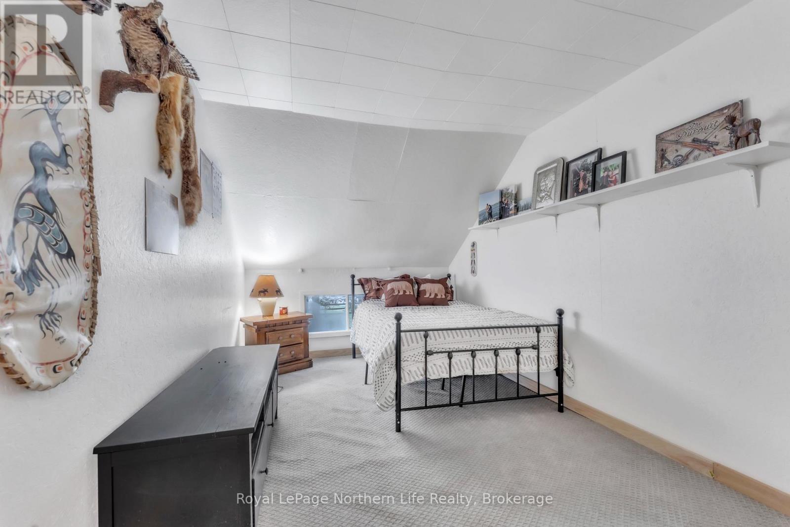 












264 MOREAU ROAD

,
Calvin,




Ontario
P0H2E0

