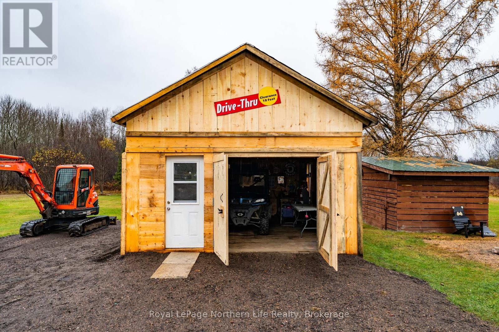 












264 MOREAU ROAD

,
Calvin,




Ontario
P0H2E0

