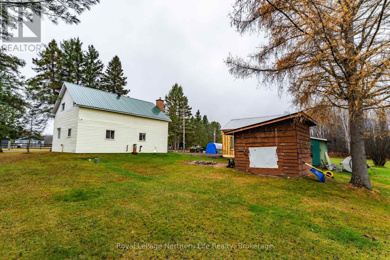 












264 MOREAU ROAD

,
Calvin,




Ontario
P0H2E0

