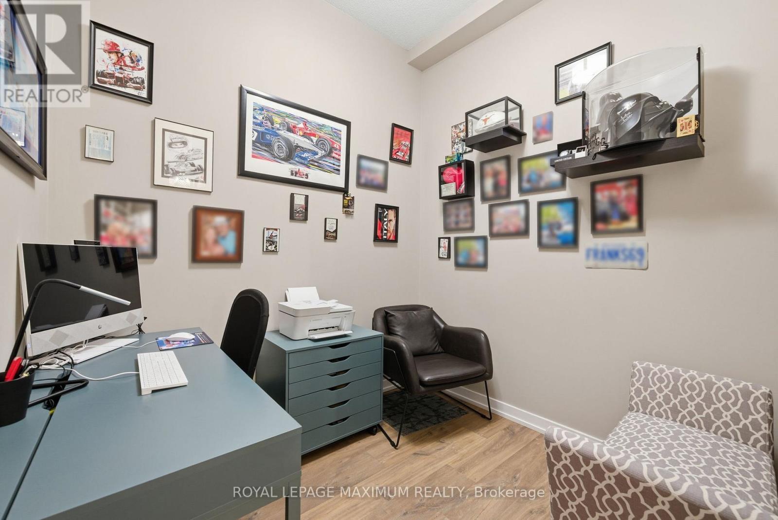 












106 - 50 ANN STREET

,
Caledon,




Ontario
L7E4M3

