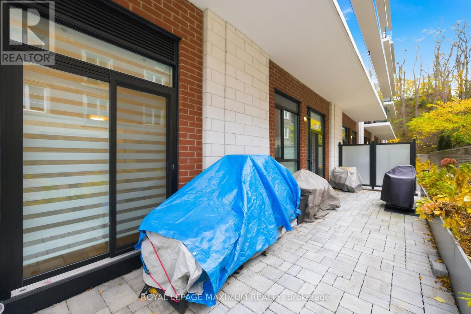 












106 - 50 ANN STREET

,
Caledon,




Ontario
L7E4M3

