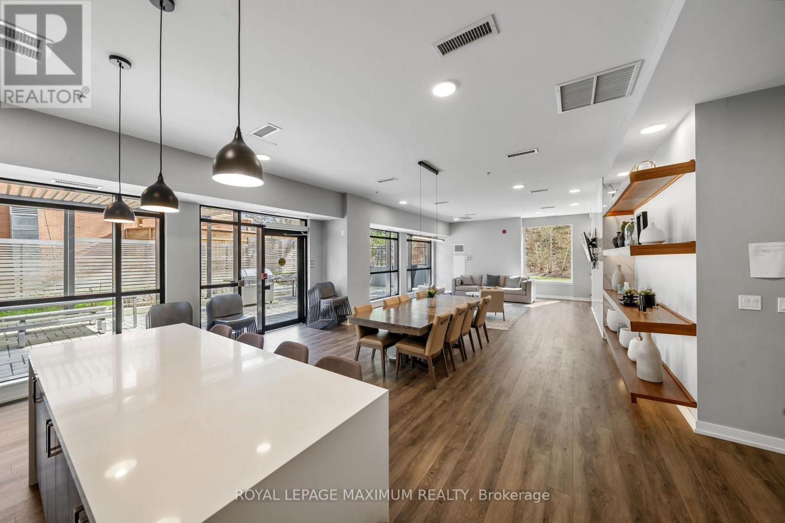 












106 - 50 ANN STREET

,
Caledon,




Ontario
L7E4M3

