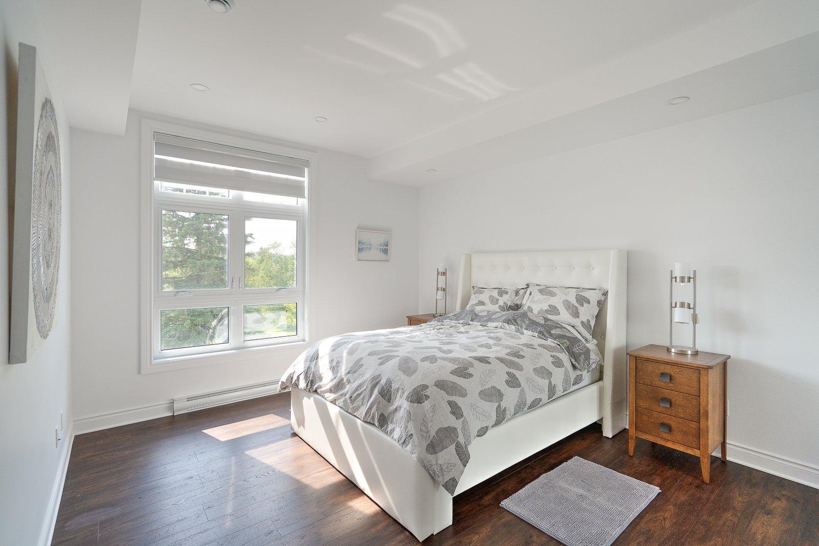 









20


Rue Larocque O.

, 8,
Sainte-Agathe-des-Monts,




QC
J8C1A2

