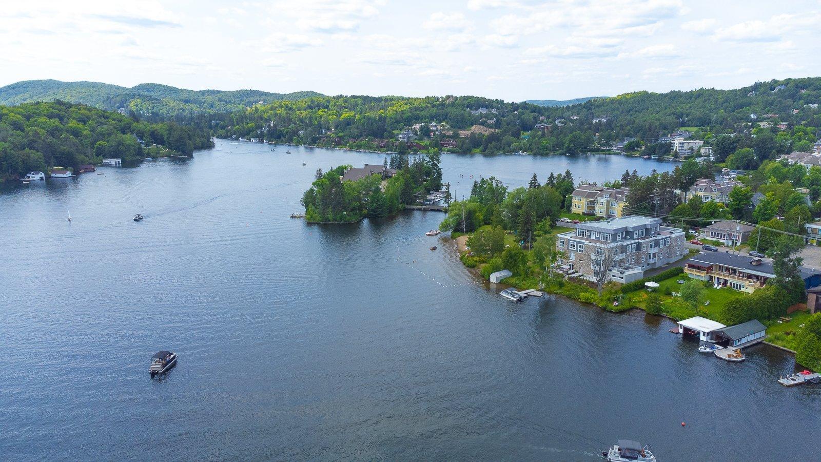 









20


Rue Larocque O.

, 8,
Sainte-Agathe-des-Monts,




QC
J8C1A2

