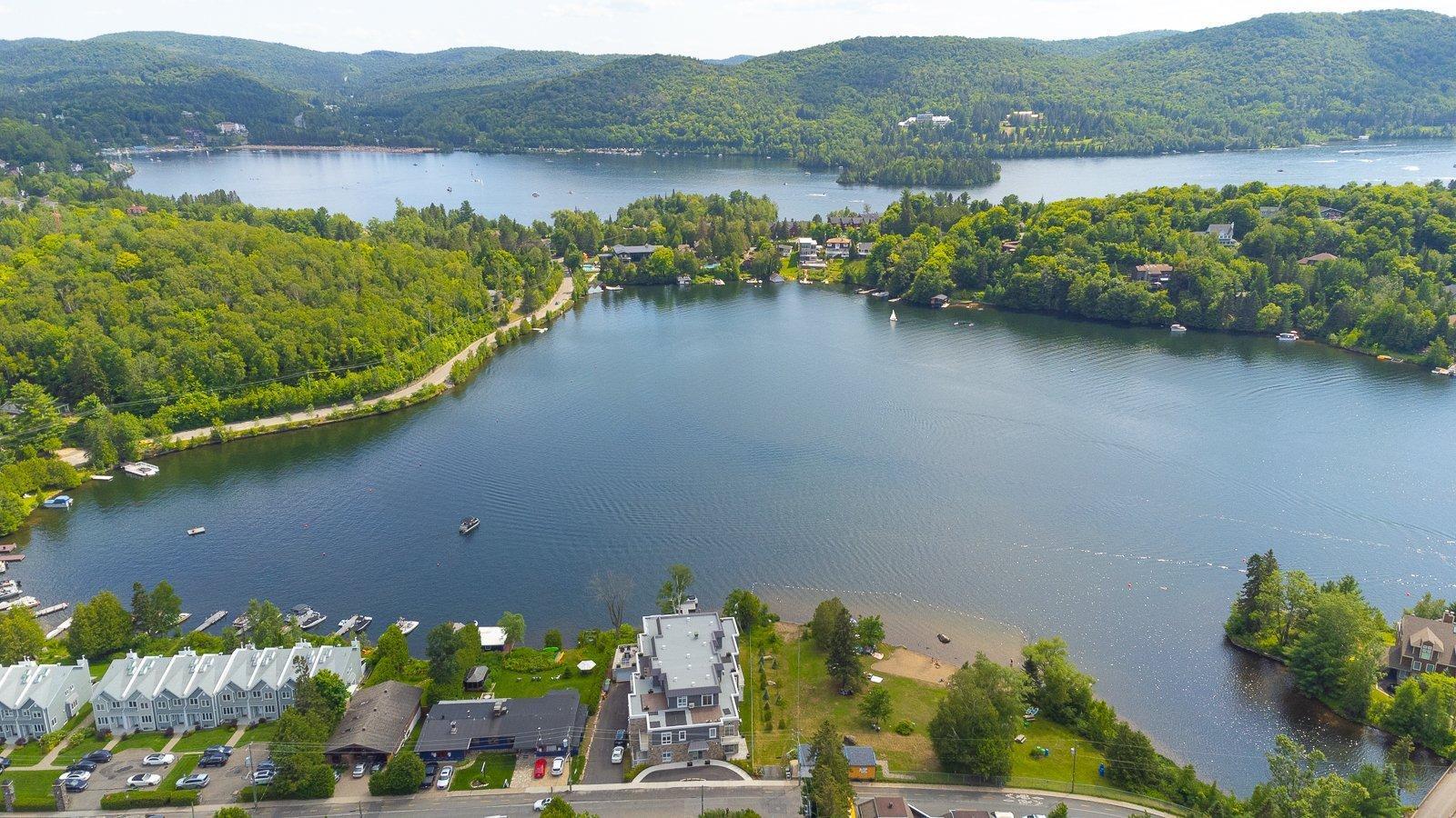 









20


Rue Larocque O.

, 8,
Sainte-Agathe-des-Monts,




QC
J8C1A2

