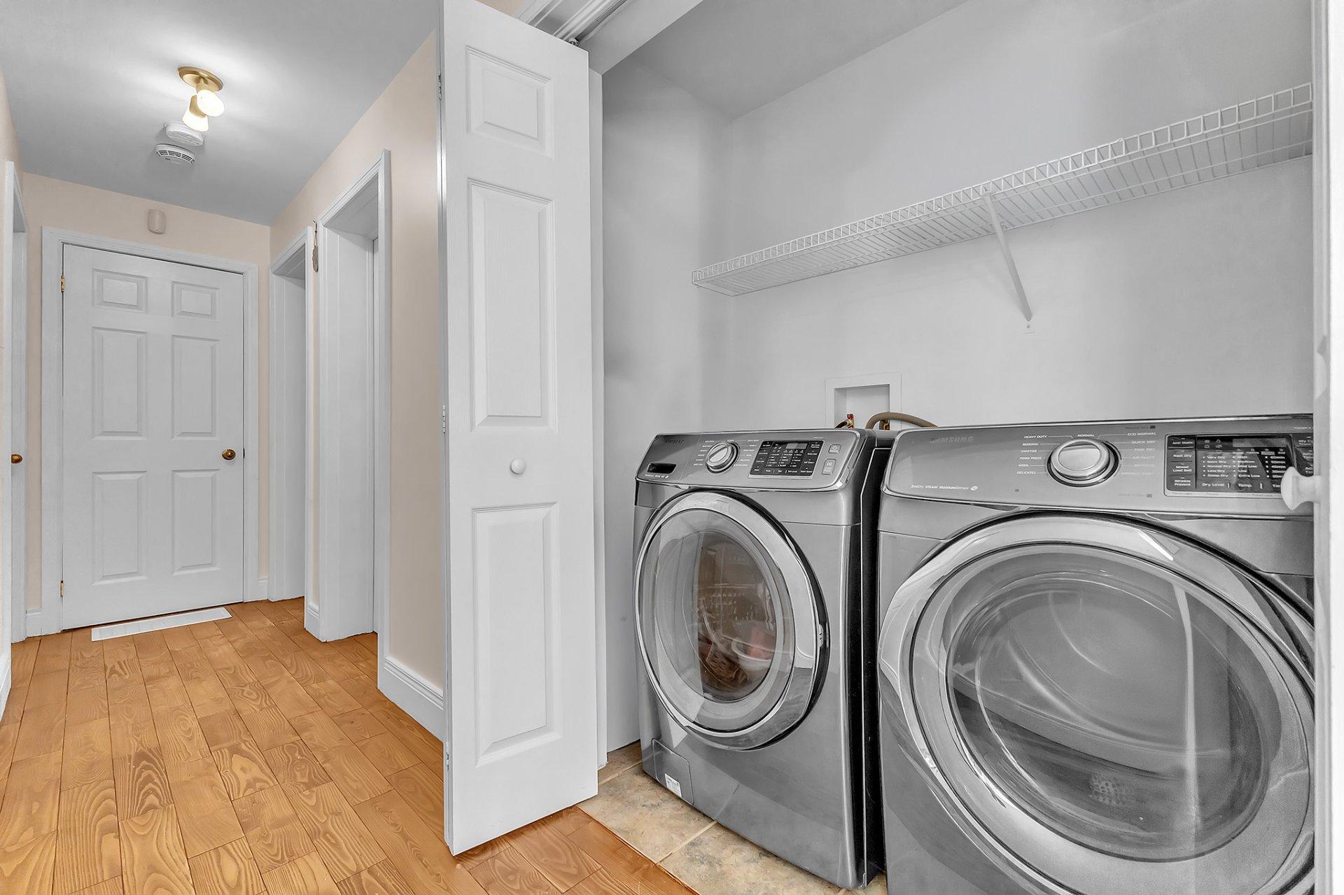 









11


Rue Trésor

,
Val-des-Monts,




QC
J8N1P2

