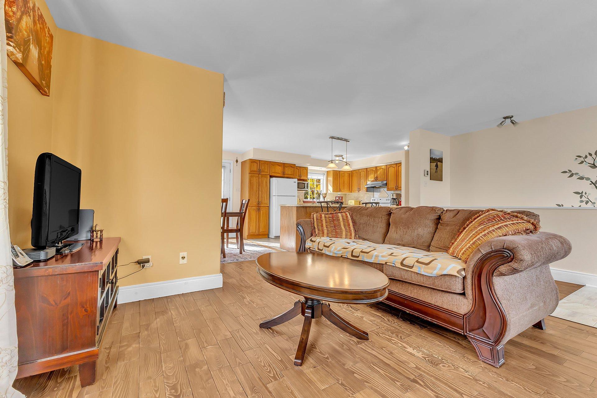 









11


Rue Trésor

,
Val-des-Monts,




QC
J8N1P2

