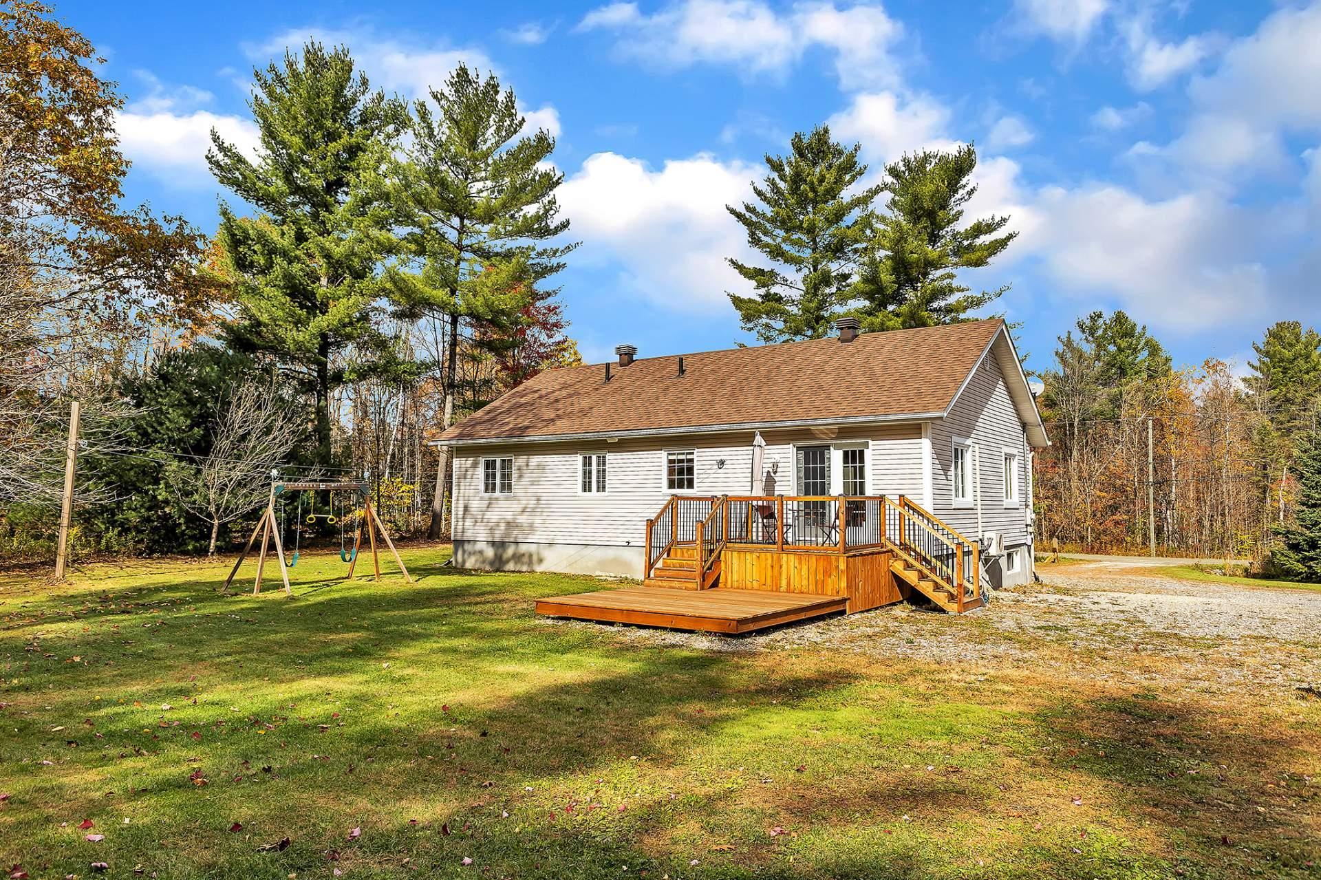 









11


Rue Trésor

,
Val-des-Monts,




QC
J8N1P2

