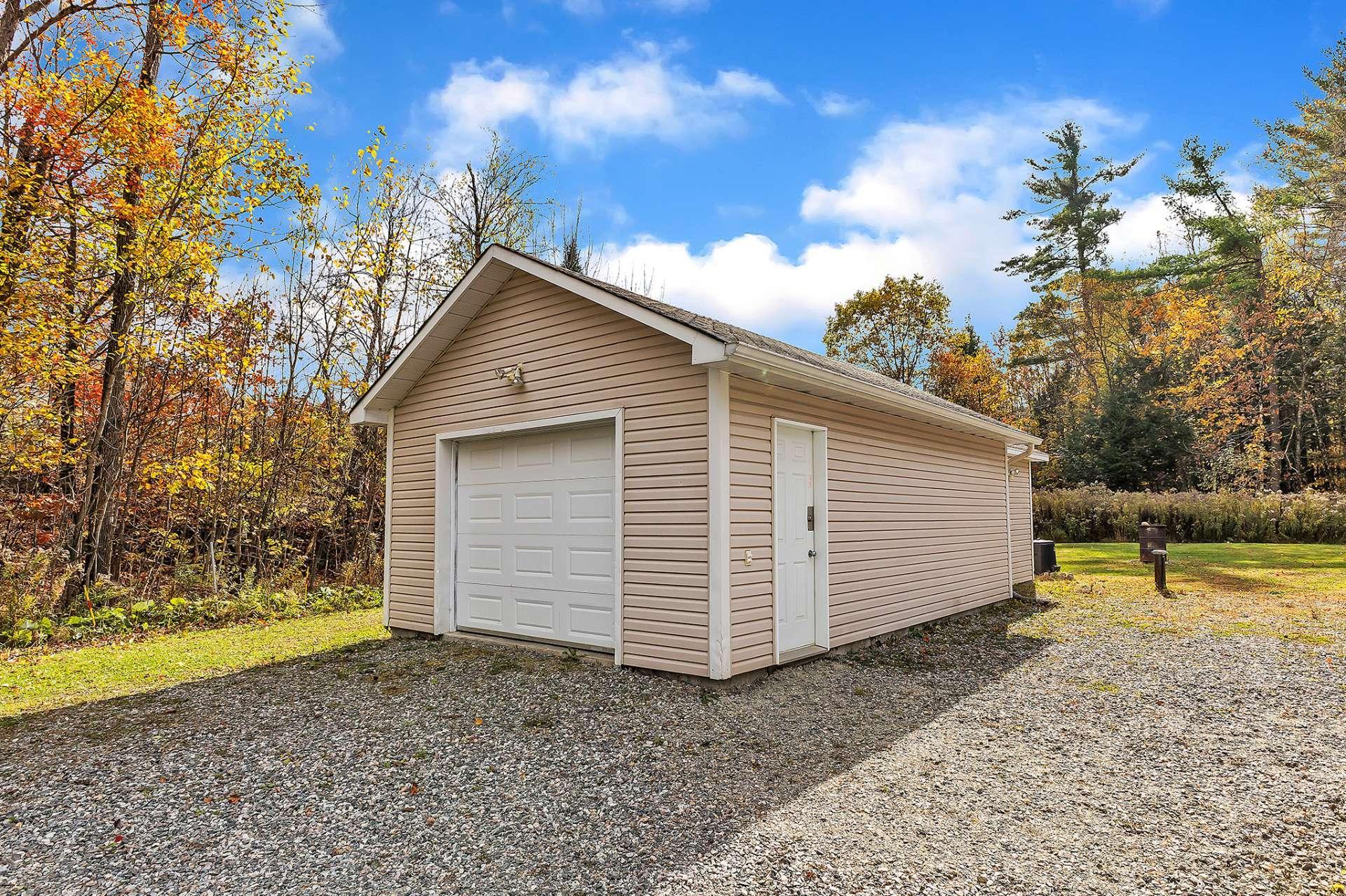 









11


Rue Trésor

,
Val-des-Monts,




QC
J8N1P2

