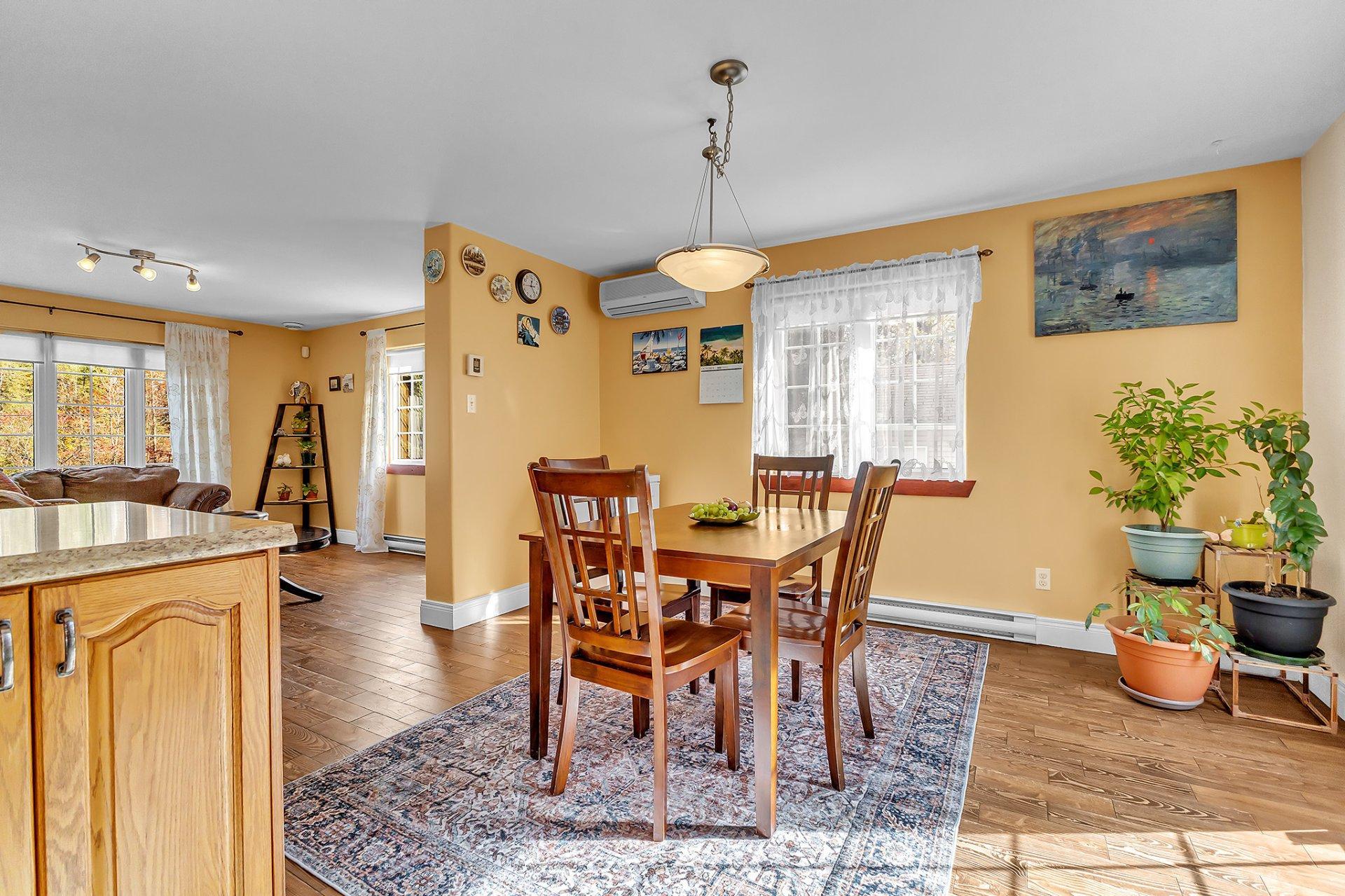 









11


Rue Trésor

,
Val-des-Monts,




QC
J8N1P2

