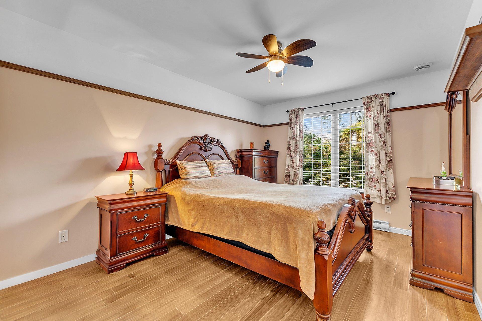 









11


Rue Trésor

,
Val-des-Monts,




QC
J8N1P2

