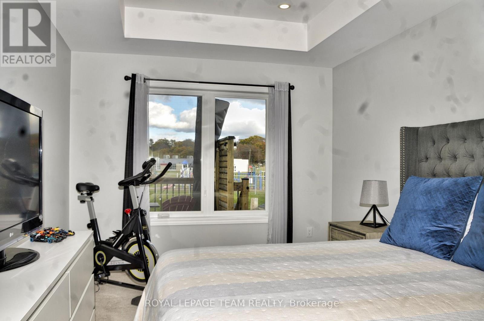 












13A CENTRE STREET N

,
Brockville,




Ontario
K6V5S6

