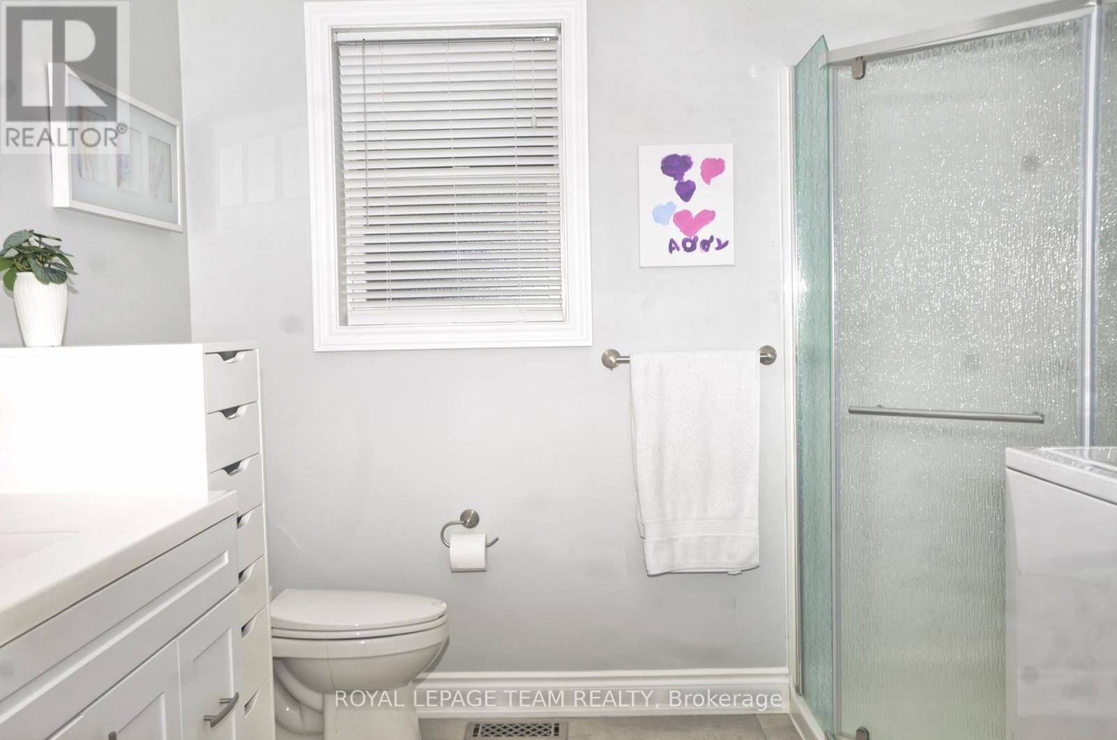 












13A CENTRE STREET N

,
Brockville,




Ontario
K6V5S6

