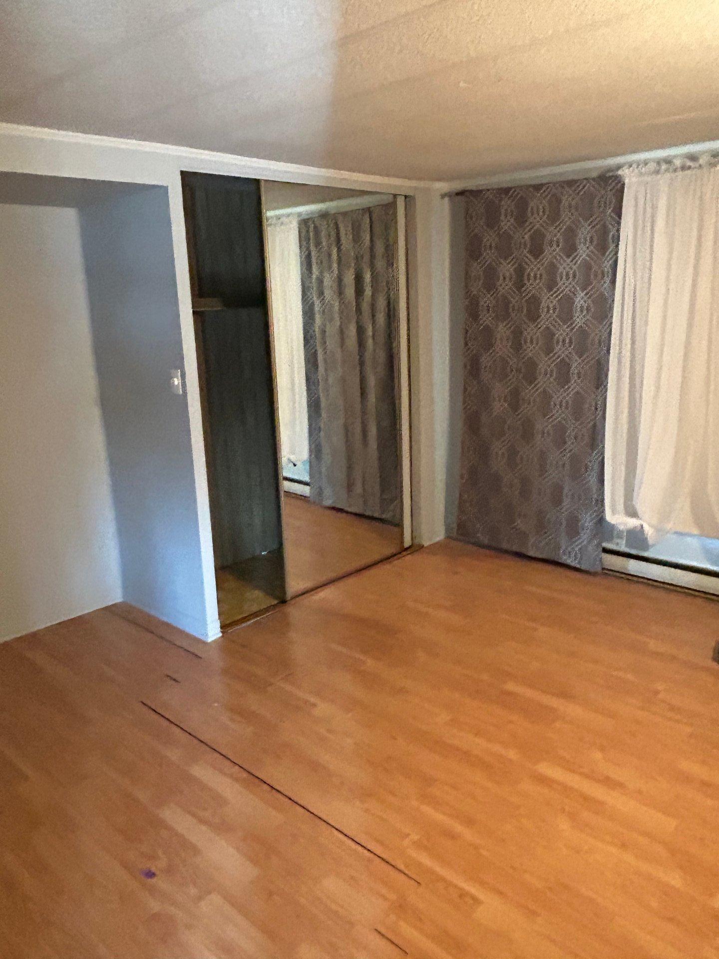 









1199


Rue de la Rive

,
Sept-Îles,




QC
G4R4K2

