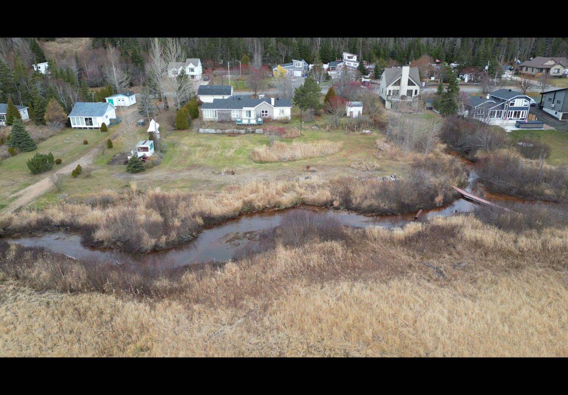 









1199


Rue de la Rive

,
Sept-Îles,




QC
G4R4K2

