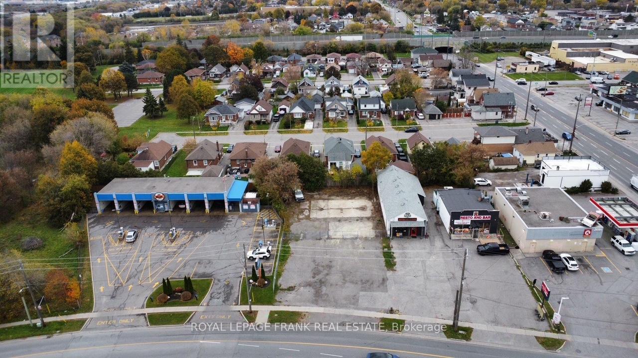 












287 DEAN AVENUE

,
Oshawa (Central),




Ontario
L1H3E1

