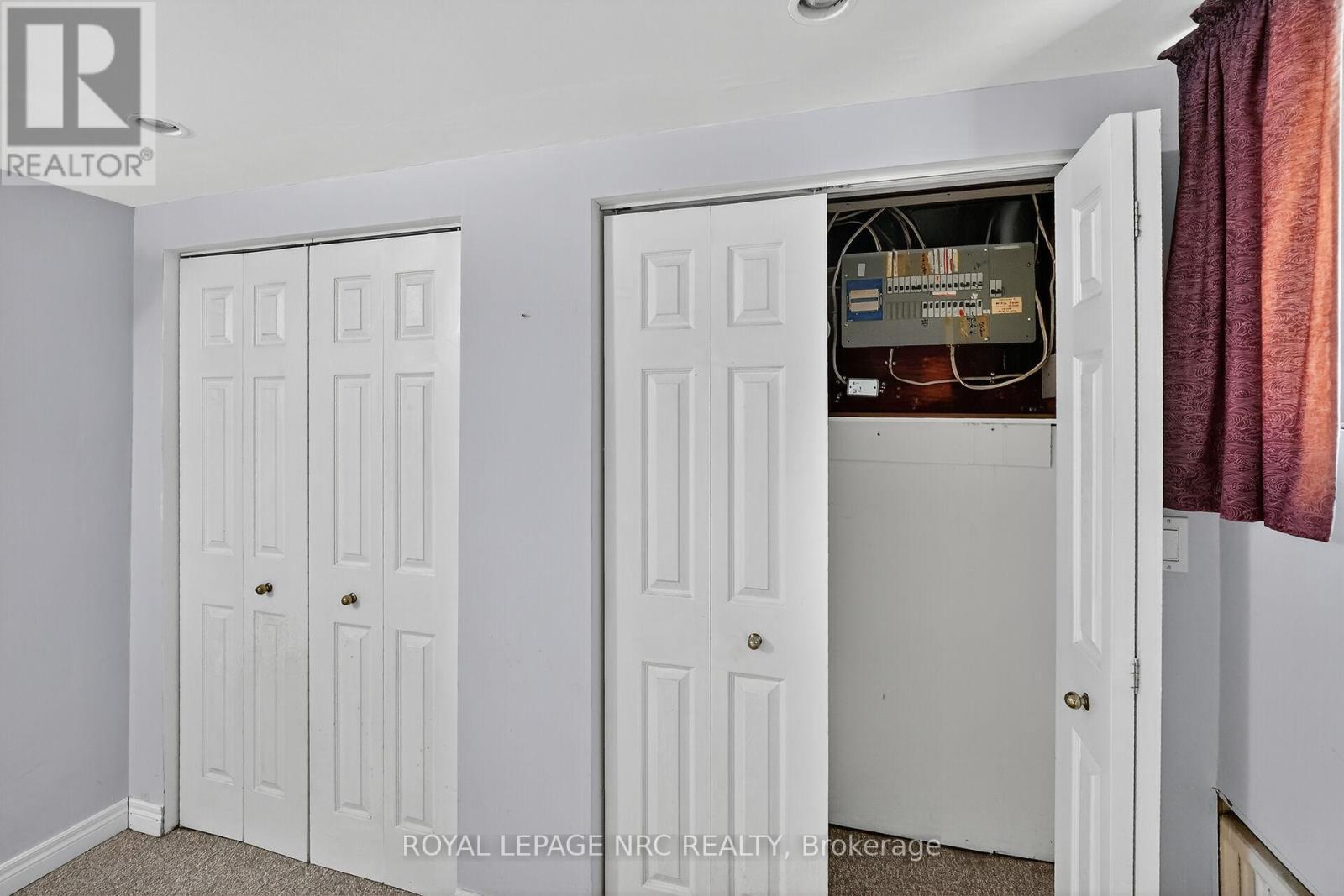 












2 MARY STREET

,
St. Catharines (Port Dalhousie),




Ontario
L2N5A6

