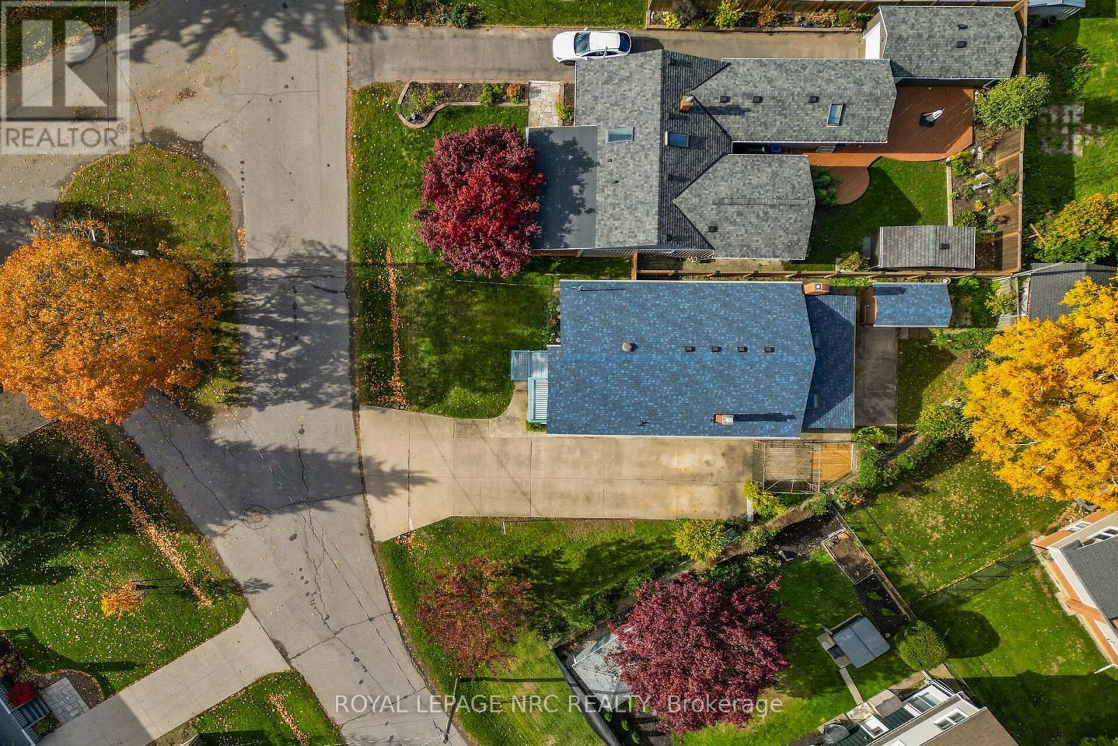 












2 MARY STREET

,
St. Catharines (Port Dalhousie),




Ontario
L2N5A6

