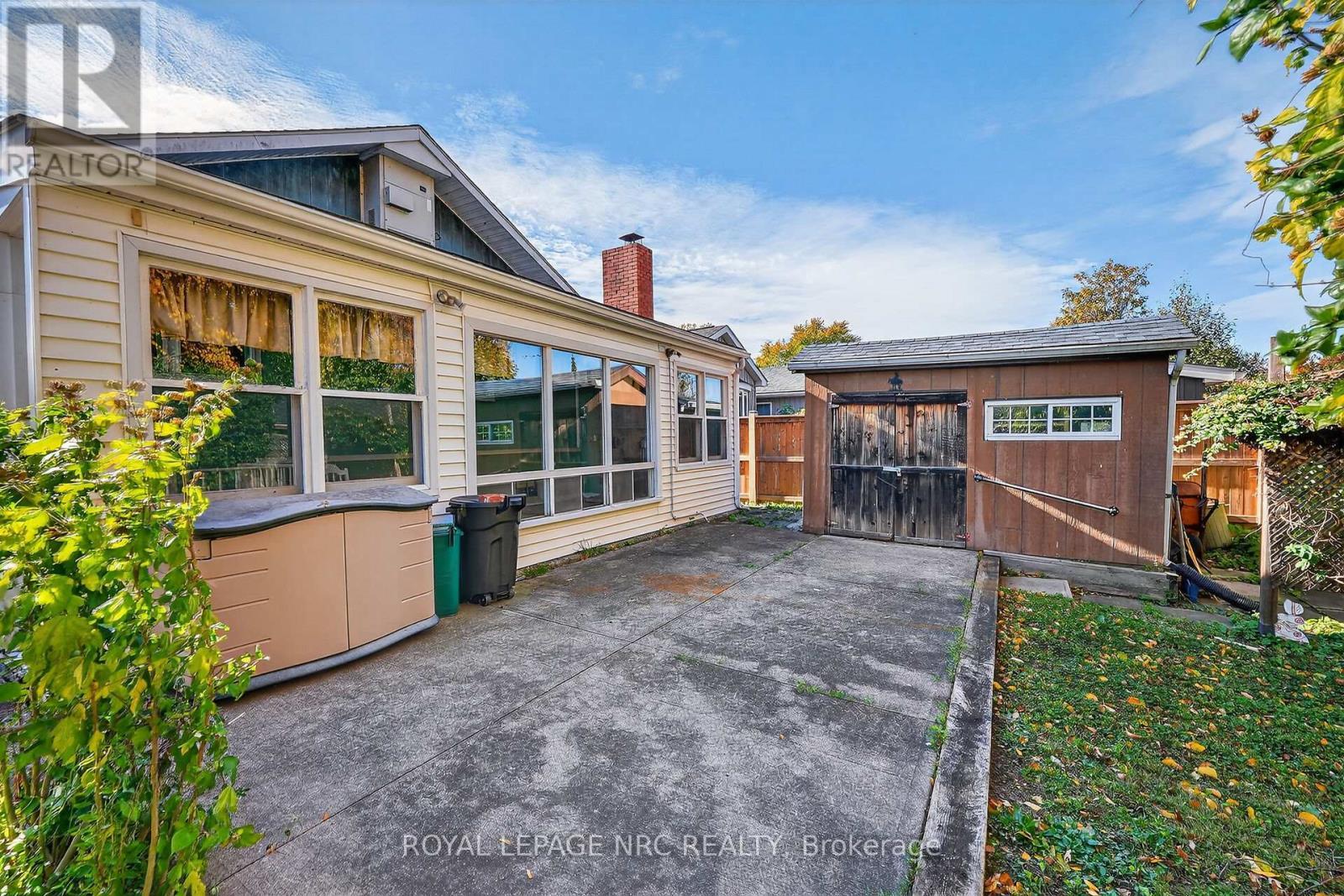 












2 MARY STREET

,
St. Catharines (Port Dalhousie),




Ontario
L2N5A6

