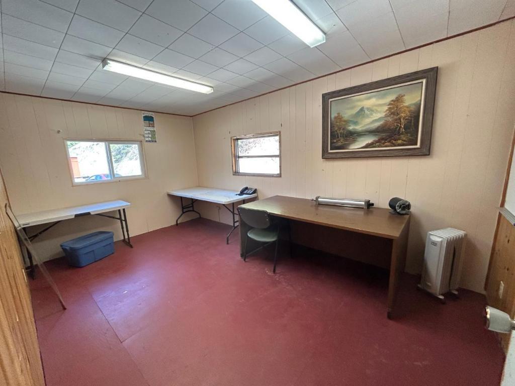 









2276


6

Highway,
Crescent Valley,




BC
V0G 1H0

