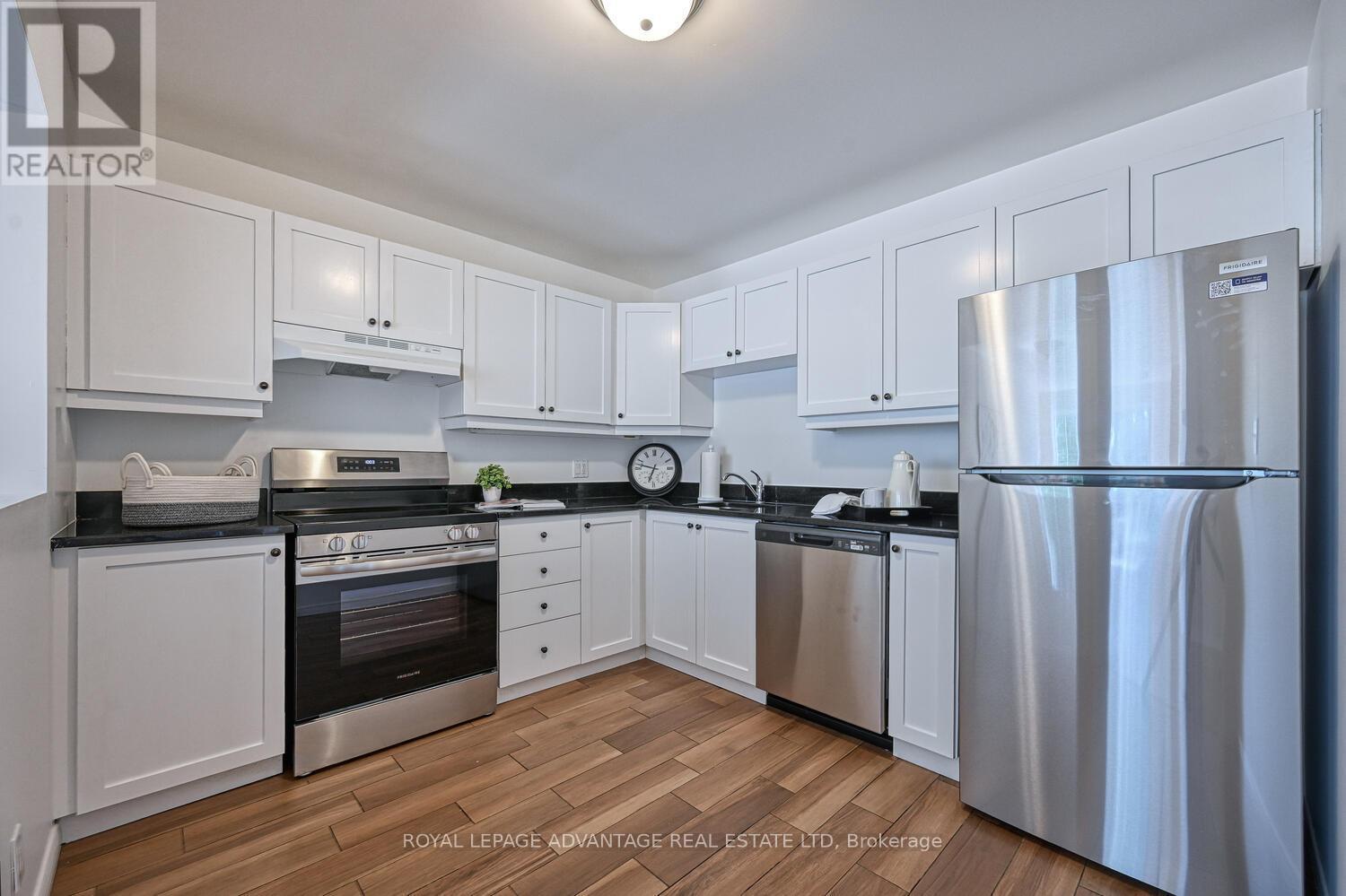 












316 - 40 PEARL STREET

,
Smiths Falls,




Ontario
K7A5B5

