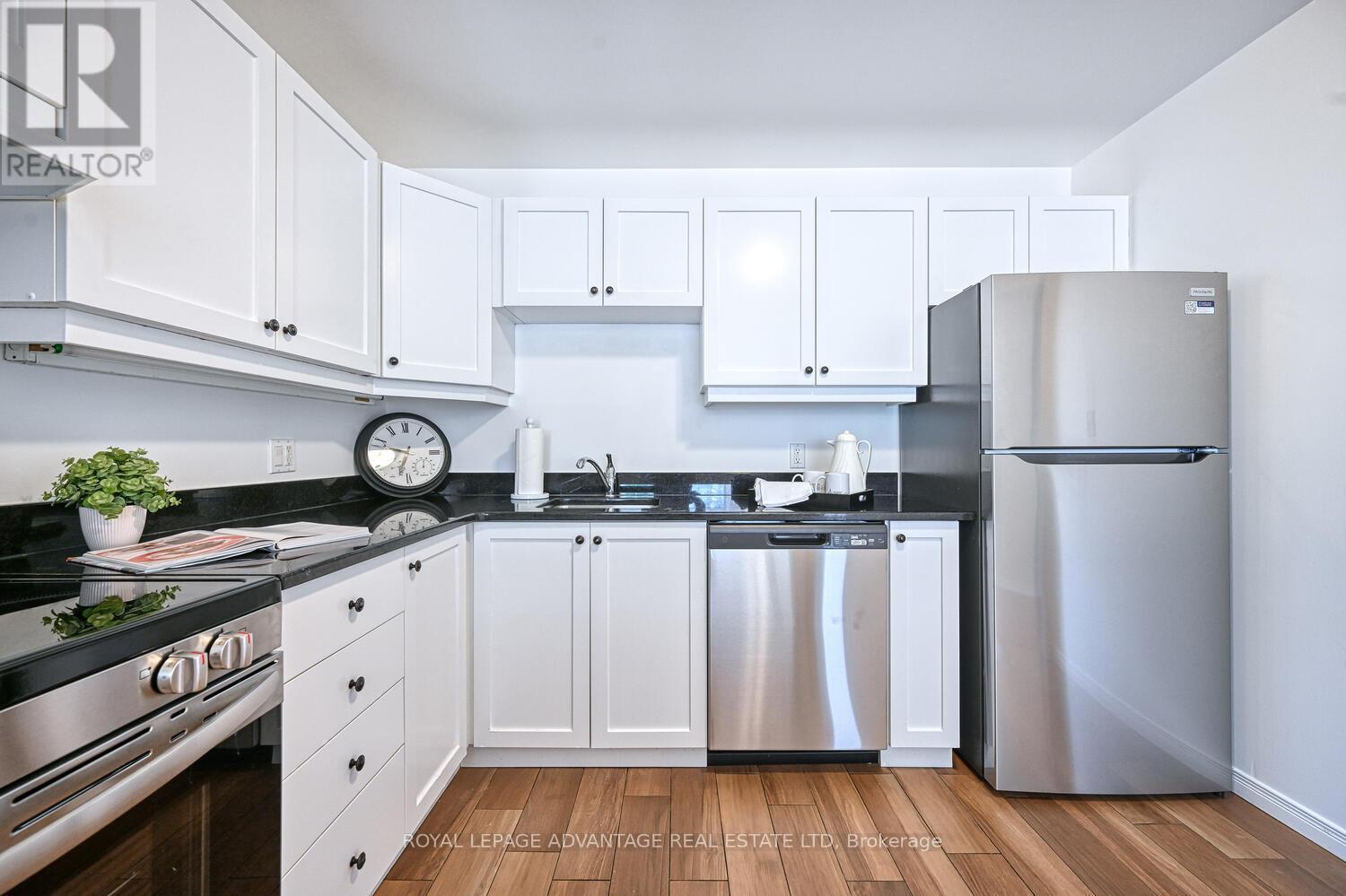 












316 - 40 PEARL STREET

,
Smiths Falls,




Ontario
K7A5B5

