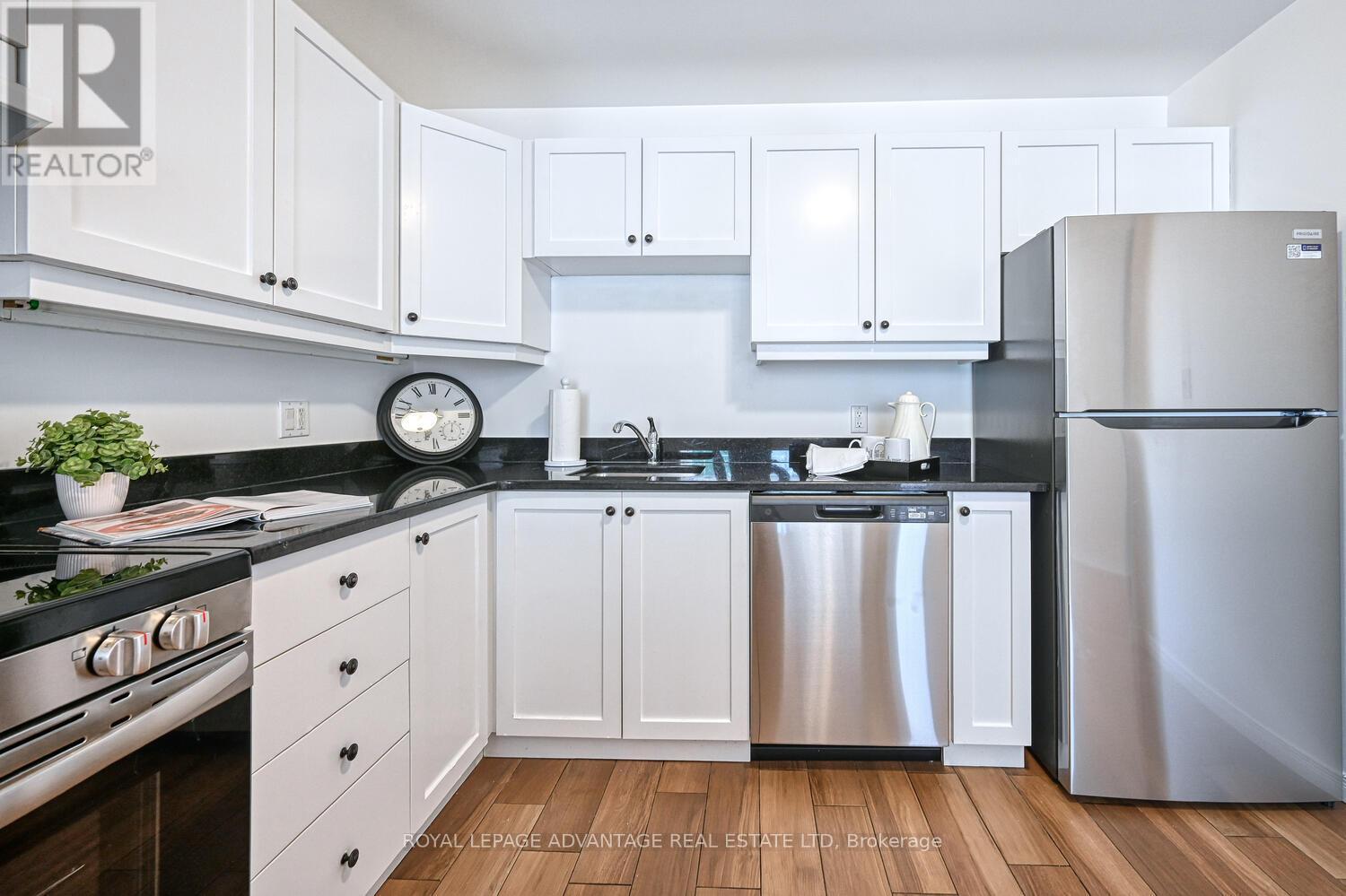 












316 - 40 PEARL STREET

,
Smiths Falls,




Ontario
K7A5B5

