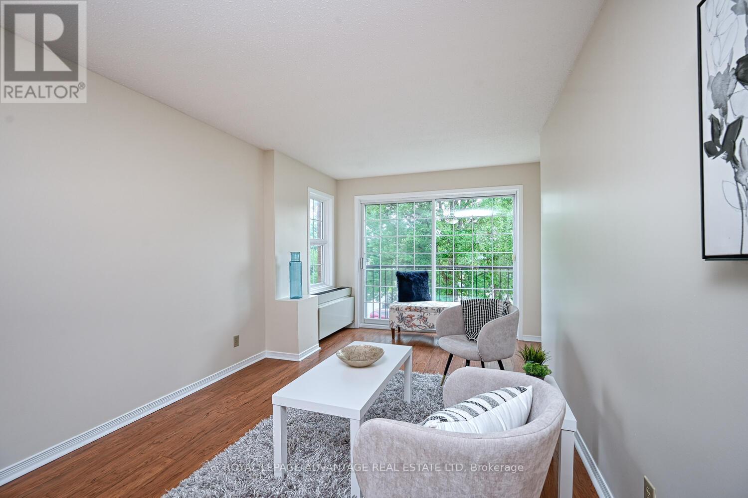 












316 - 40 PEARL STREET

,
Smiths Falls,




Ontario
K7A5B5

